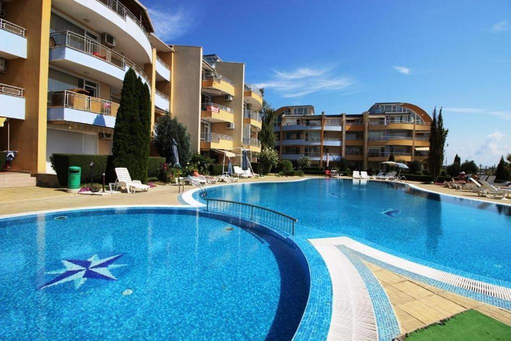 Allia Apartments Ravda Exterior foto