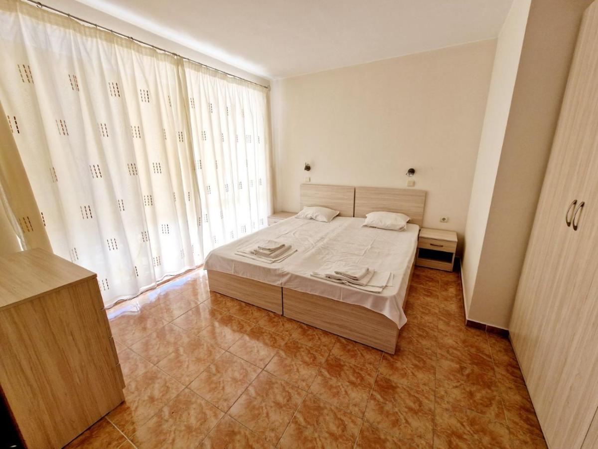 Allia Apartments Ravda Exterior foto